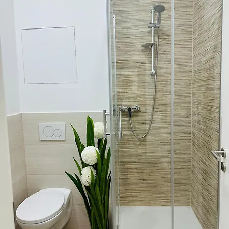 아파트 Doppelzimmer 4 *